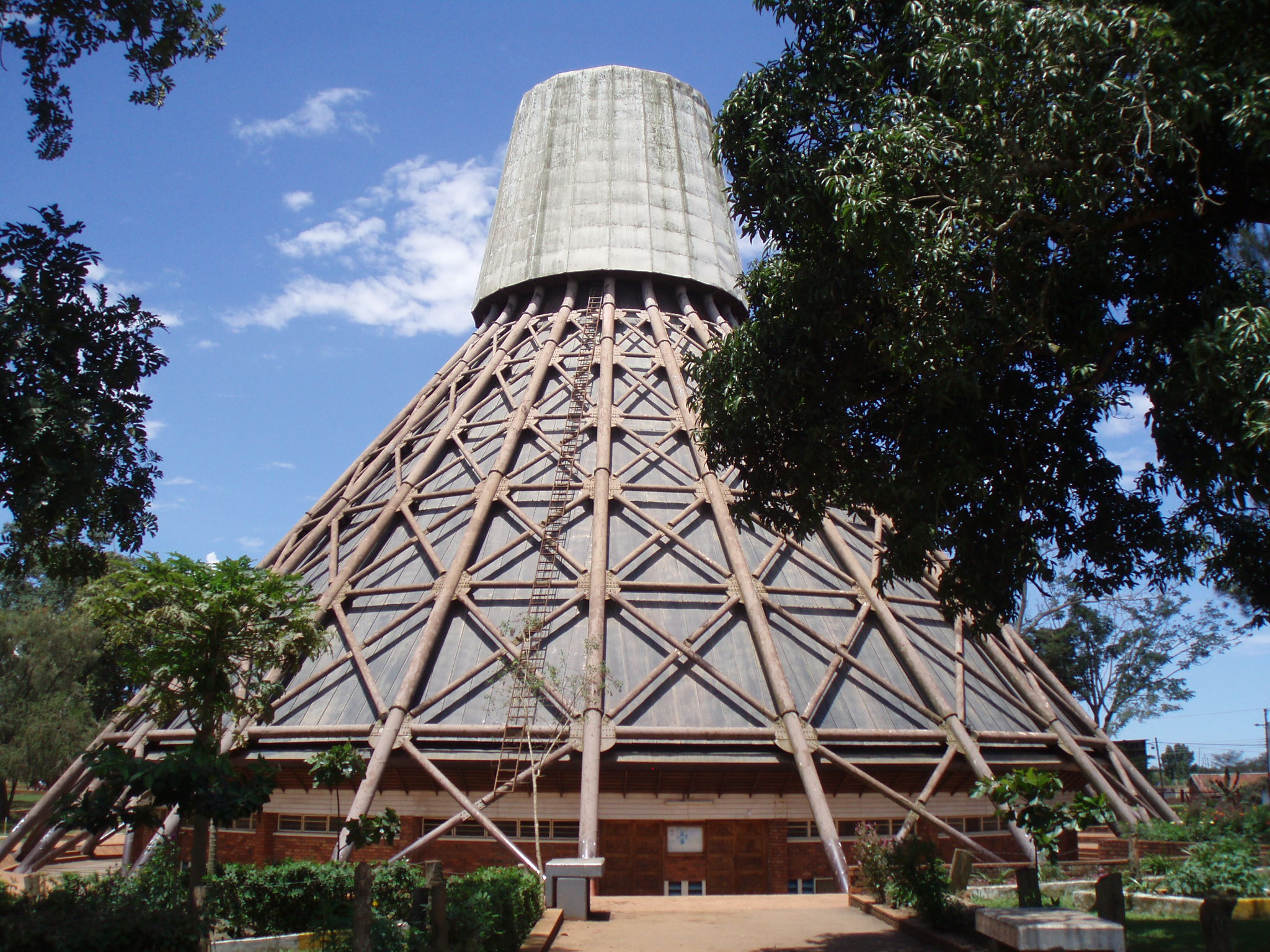 https://edonet.ng/wp-content/uploads/2026/10/Namugongo_Martyrs_Shrine_exterior_view.jpg